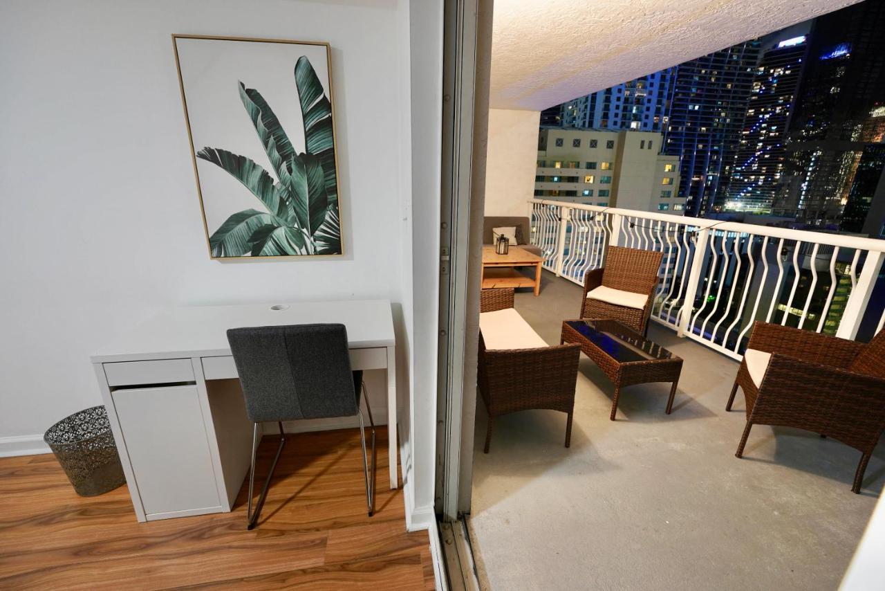 City & Sea View+Free Parking Modern Condo Miami Exterior photo