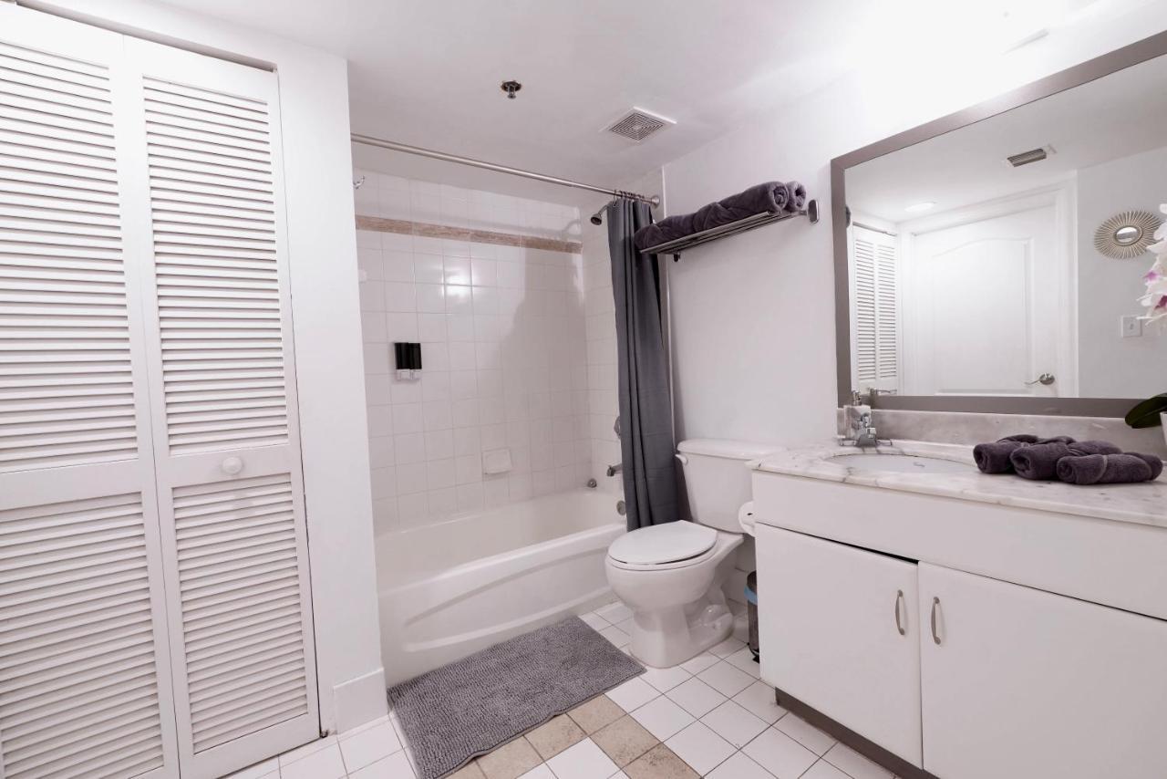 City & Sea View+Free Parking Modern Condo Miami Exterior photo